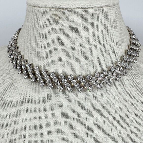 Vintage MCM Clear Crystal Accordion Choker Necklace Glamour Elegant Evening Wear - Picture 1 of 11